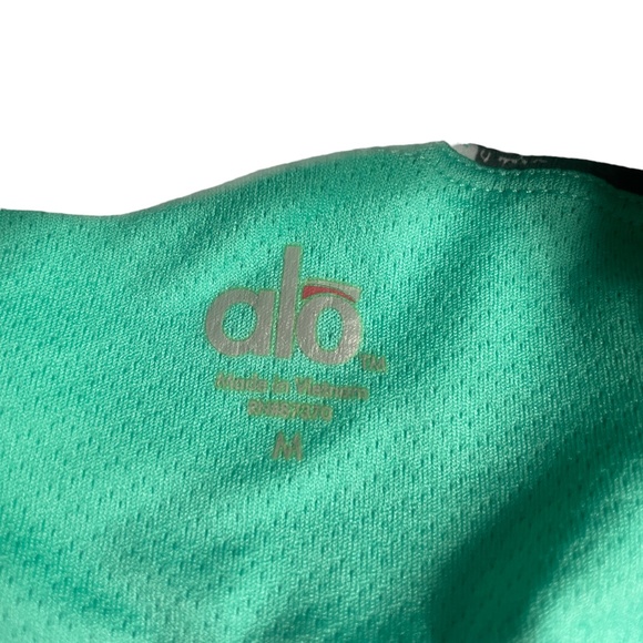 Alo Sports Bra Medium Teal Black Razor Back Strap Not Adjustable - Picture 5 of 5